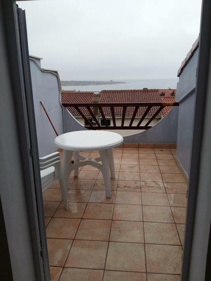 Apartments Villa Cherry Novalja Luaran gambar